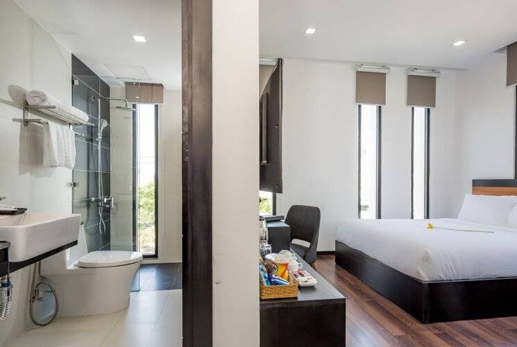 Platinum Danang Hotel