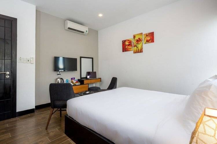 Platinum Danang Hotel