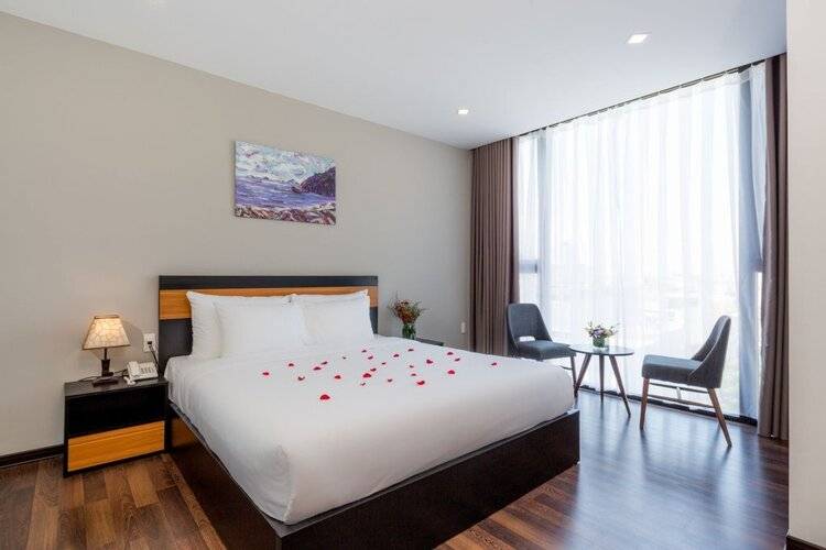 Platinum Danang Hotel