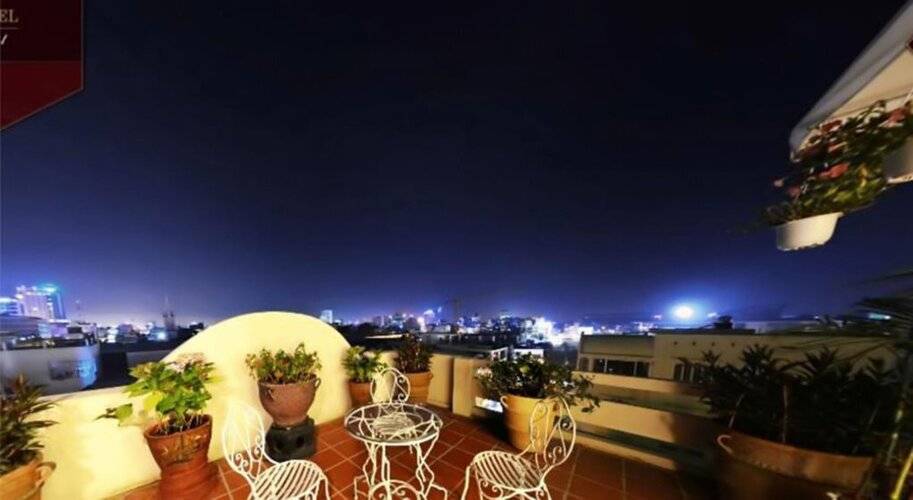 Mayana Hotel