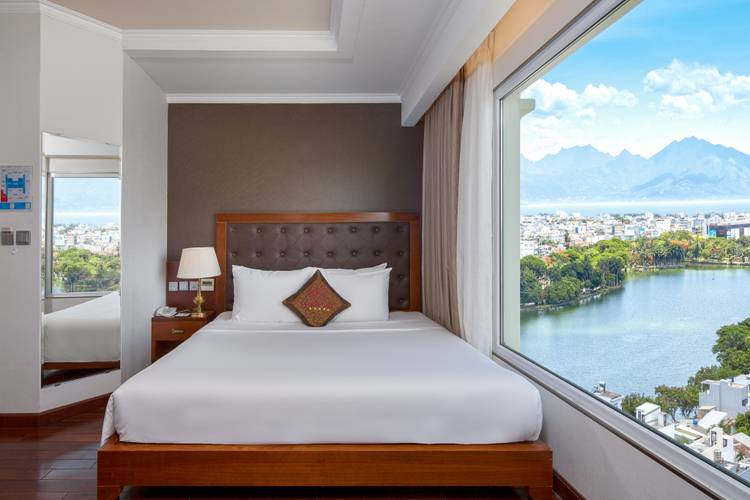 Samdi Hotel