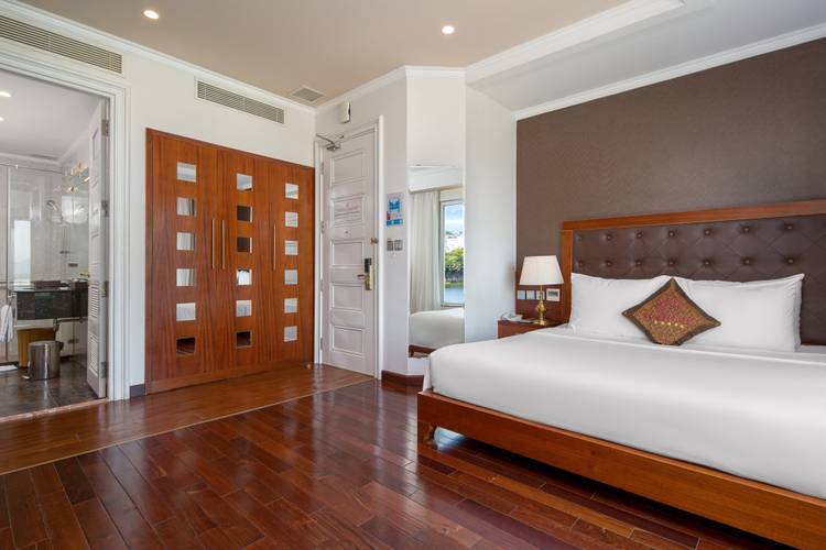 Samdi Hotel