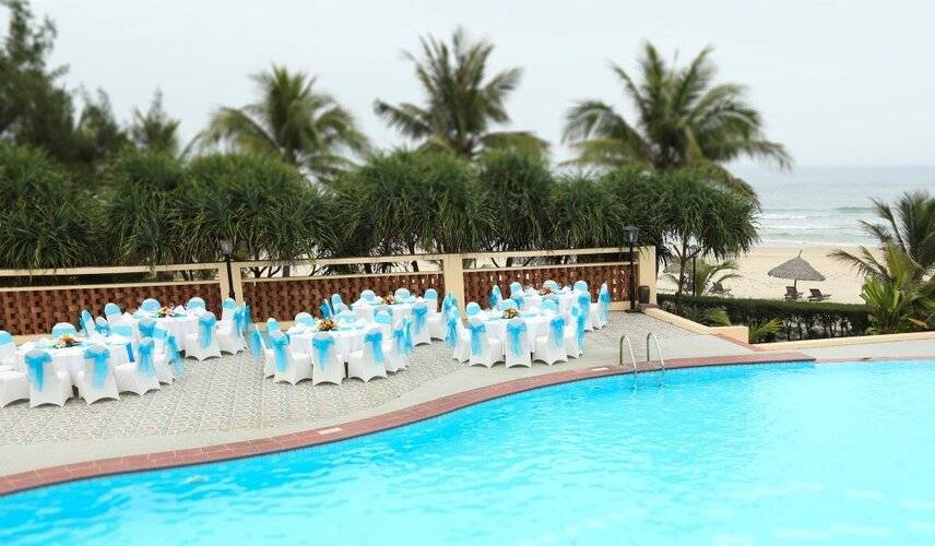 Sandy Beach Non Nuoc Resort