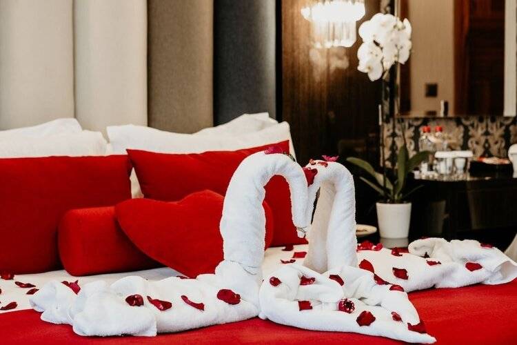 Grand Lark Otel