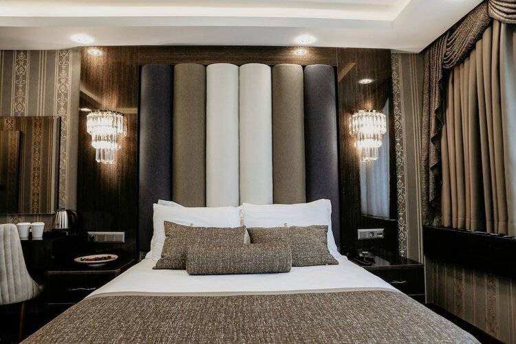 Grand Lark Otel