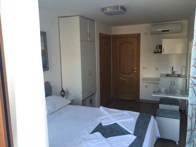 Elite Hotel By MK