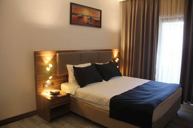 Mari Suites Hotel