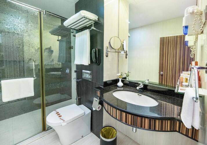 Pearl Grand By Rathna