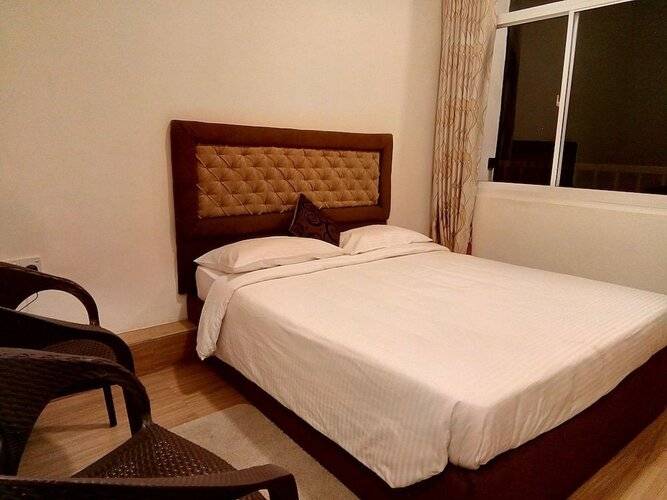 Hill Cool Hotel & Restaurant