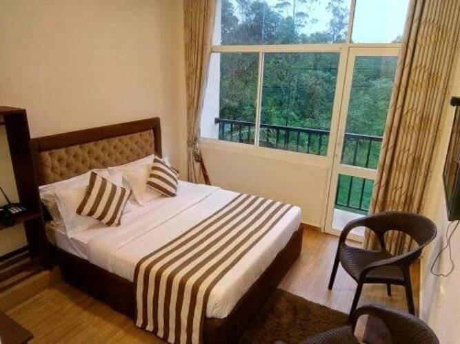Hill Cool Hotel & Restaurant