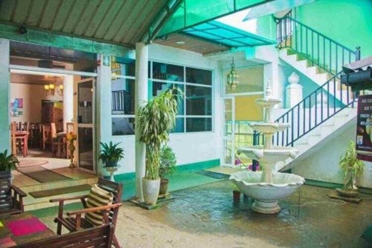 Hill Cool Hotel & Restaurant