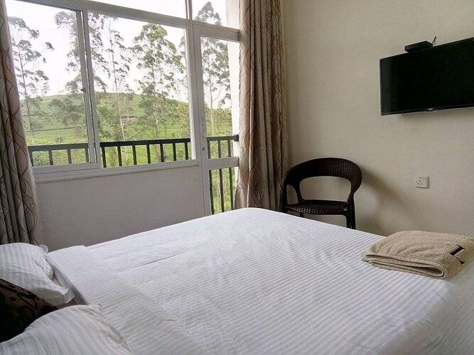 Hill Cool Hotel & Restaurant