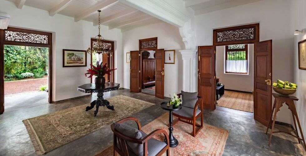Taru Villas - Leela Walauwwa