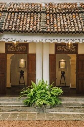 Taru Villas - Leela Walauwwa