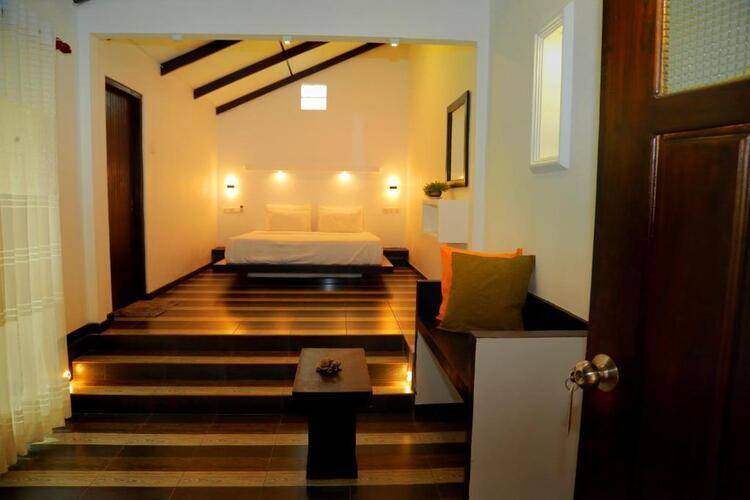 Midigama Holiday Inn
