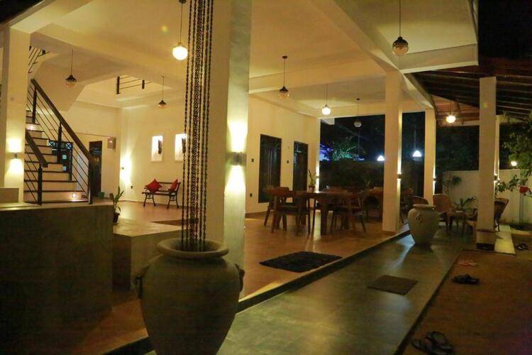 Midigama Holiday Inn