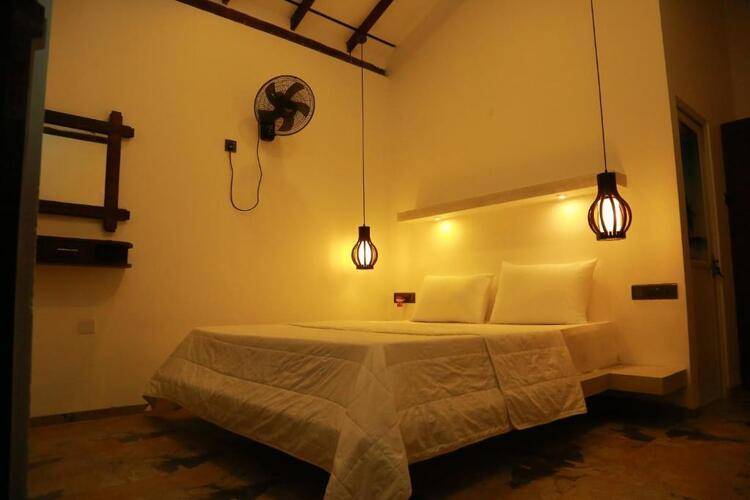 Midigama Holiday Inn