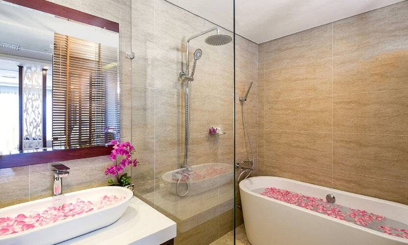Alani Hotel & Spa
