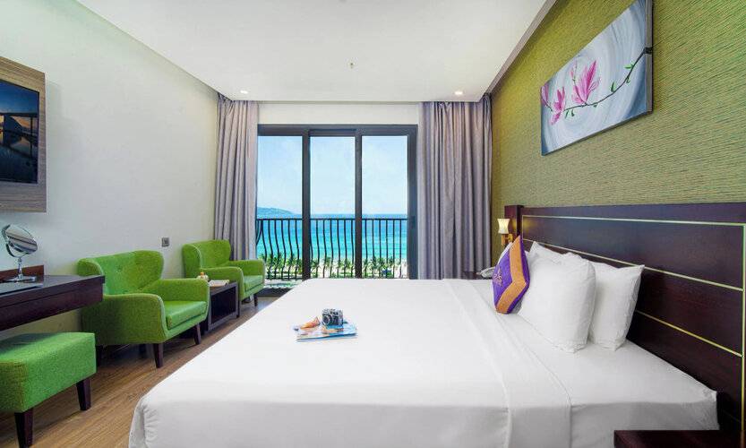 Alani Hotel & Spa