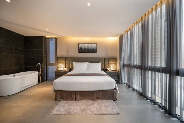 LEGEND Boutique Hotel