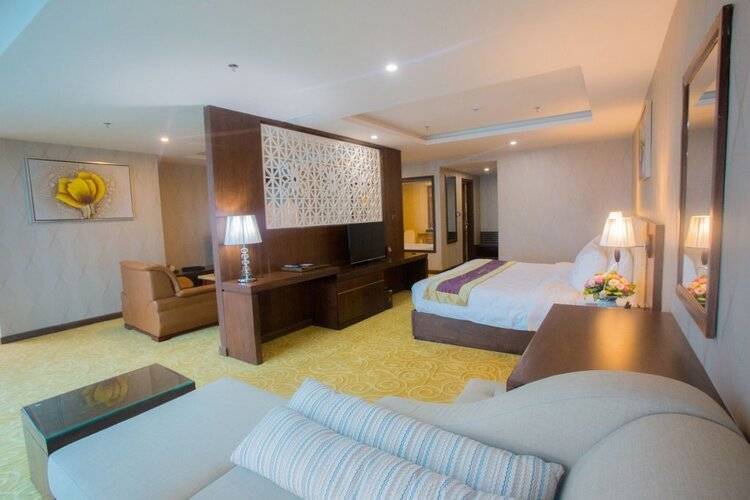 Luxtery Hotel