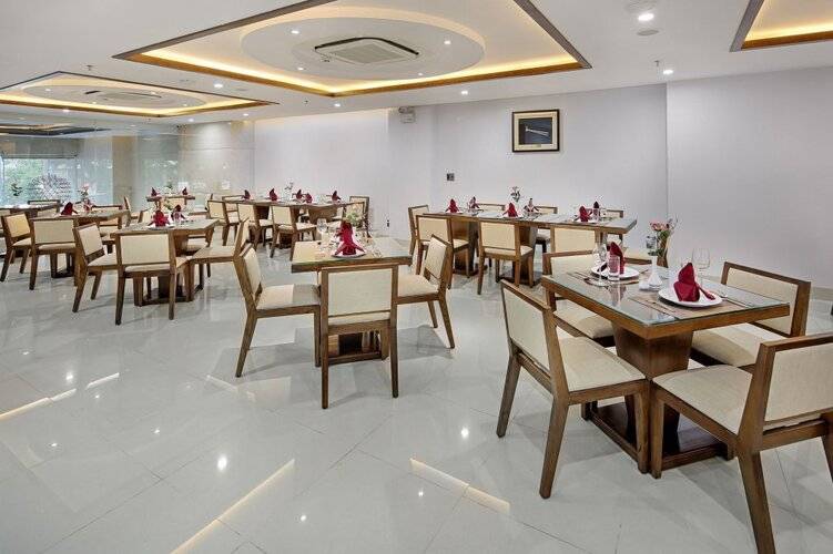 Merry Hotel