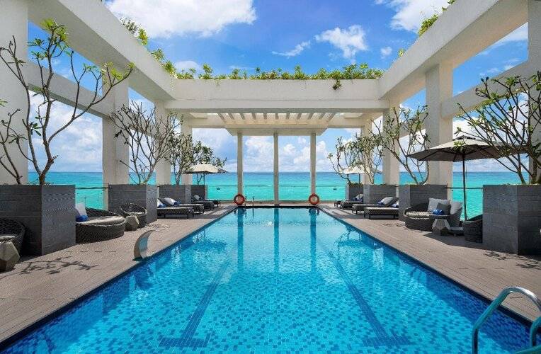 Paris Deli Danang Beach Hotel