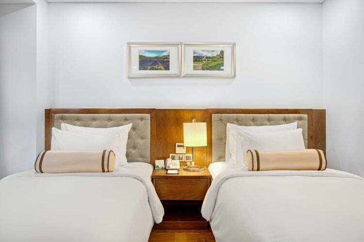 Paris Deli Danang Beach Hotel