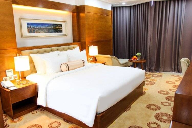 Paris Deli Danang Beach Hotel