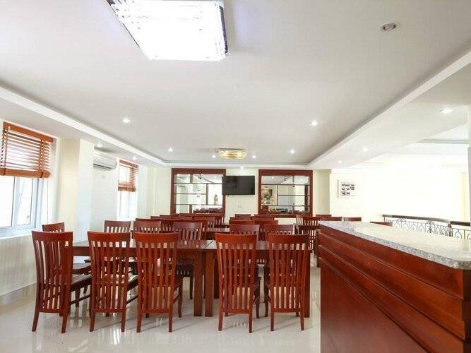 Platinum Beach Hotel