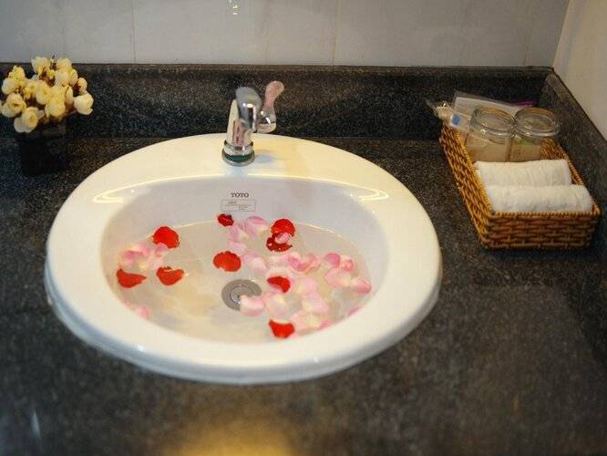 Platinum Beach Hotel