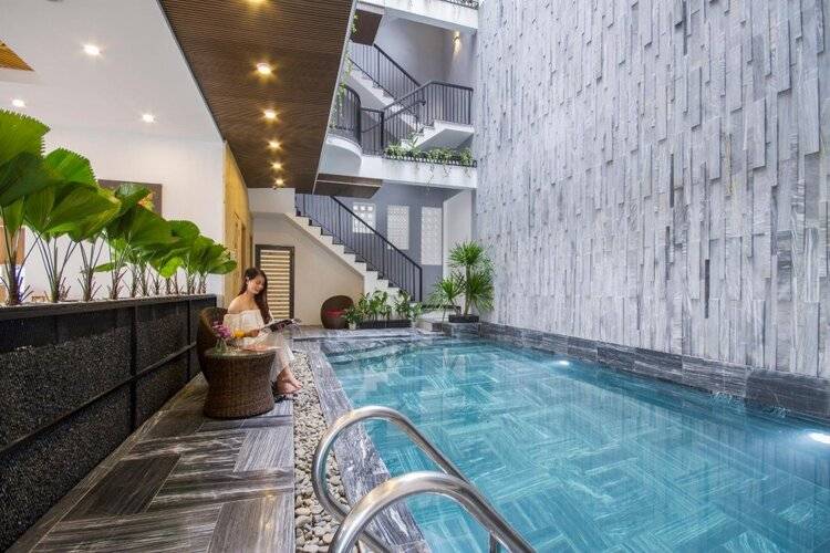 King House Villa Hotel