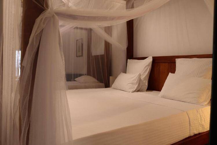 Blue Parrot Beach Villa