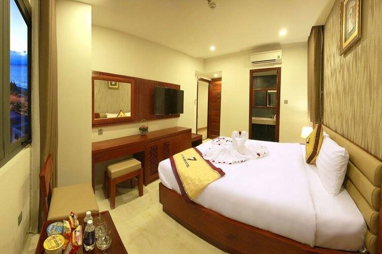 Vy Thuyen Hotel