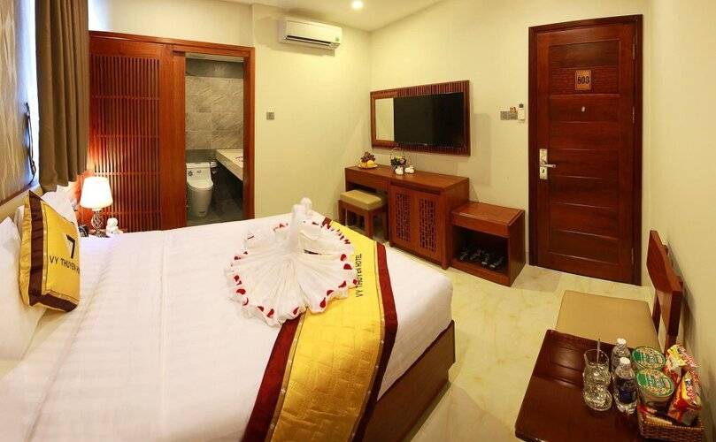 Vy Thuyen Hotel