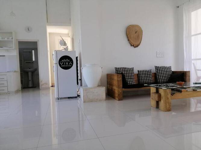 White Villa Ambalangoda