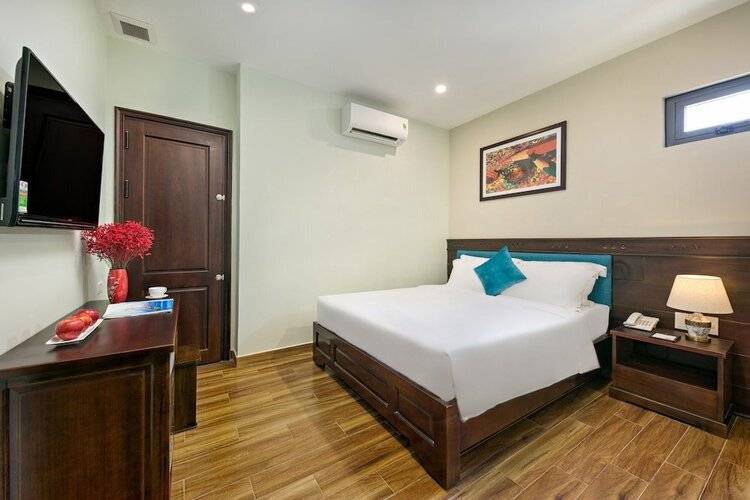 Celina Hotel & Apartment