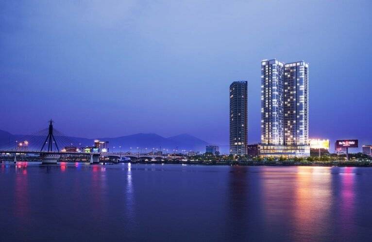 Melia Vinpearl Danang Riverfront