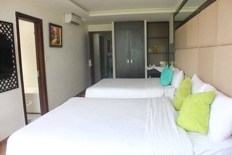 Pariat River Front Hotel