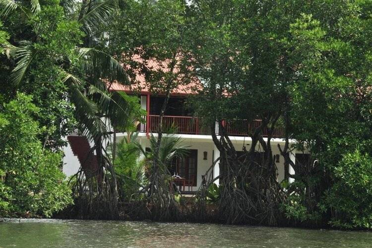 Lagoon Bentota