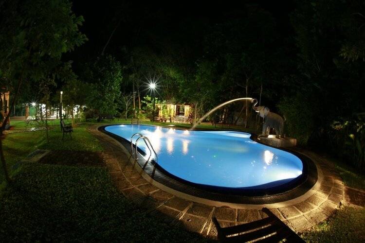 Villa 80