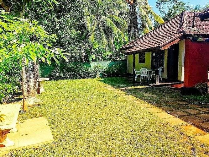 Fernando Residence