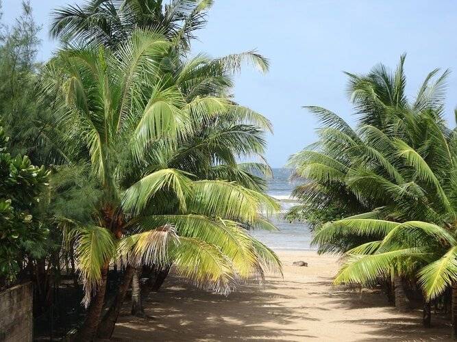 Kalurata Beach Home Guesthouse