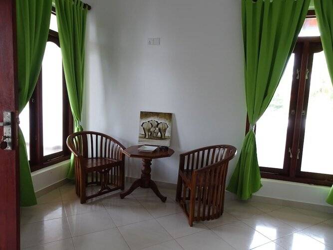 Kalurata Beach Home Guesthouse