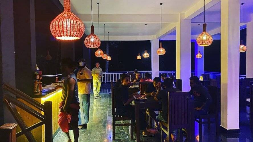 Adams Peak Inn