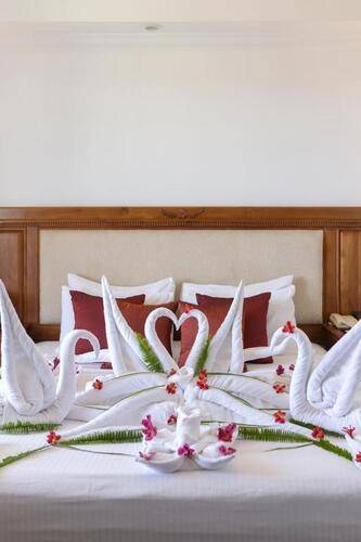 Araliya Green Hills Hotel