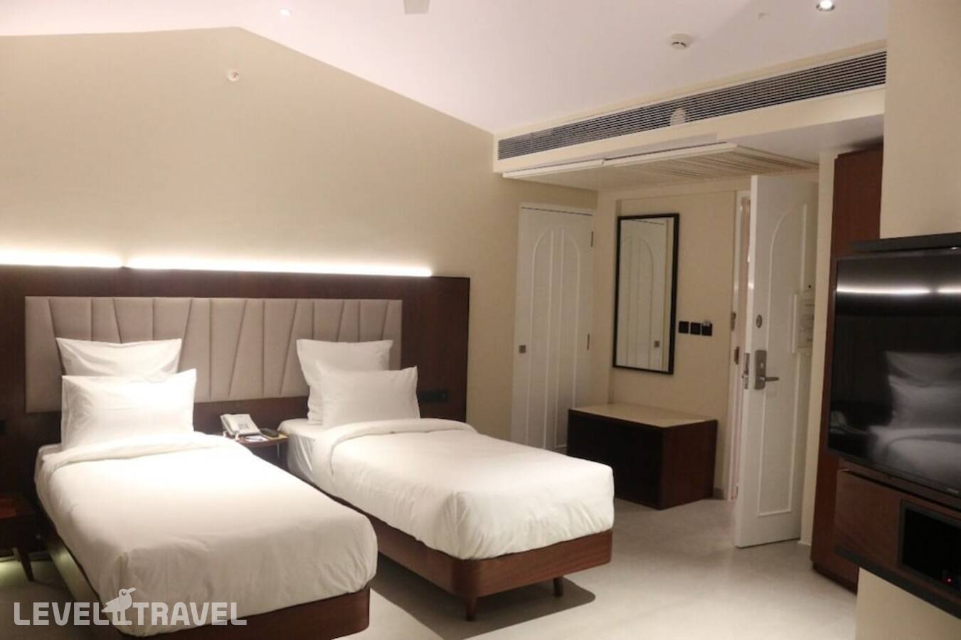 фотографии отеля The Crown Goa в Индия(Панаджи) - фото №2