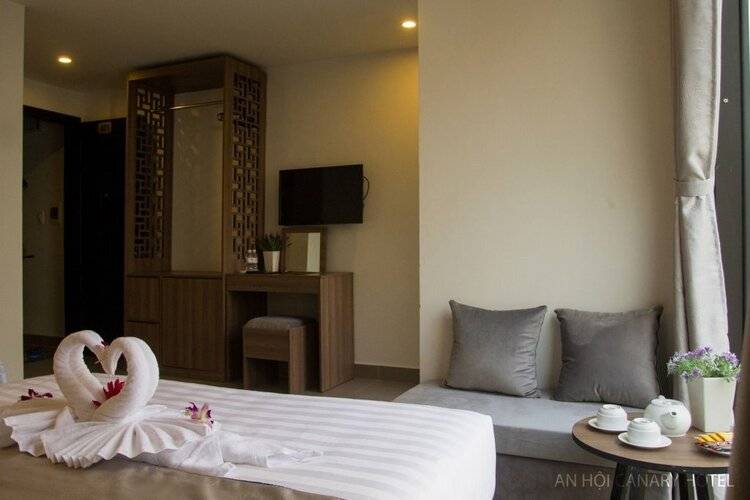 An Hoi Canary Hotel