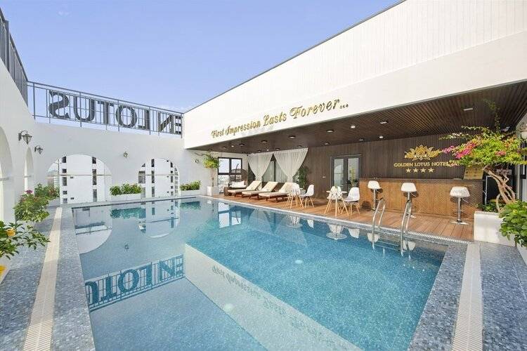 Golden Lotus Hotel
