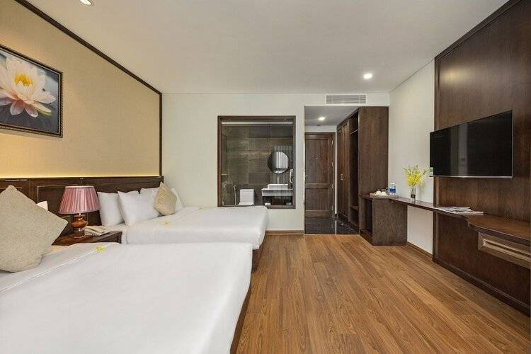 Golden Lotus Hotel